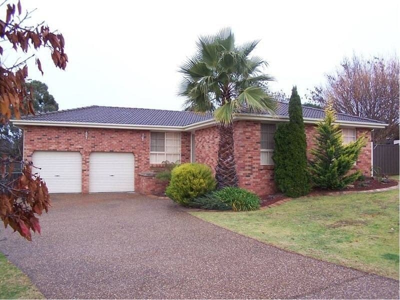 10 Rosewood Avenue ORANGE NSW, Orange - Image 1