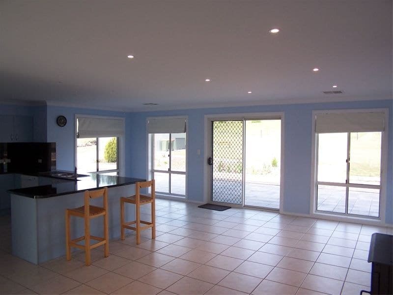 117 Rossi Drive ORANGE NSW, Orange - Thumbnail 8