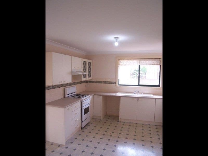 2/13 Orchard Grove Road ORANGE NSW, Road Orange - Thumbnail 2
