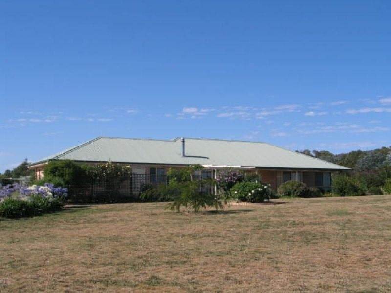 20 Johns Lane Emu Swamp ORANGE NSW, Emu Swamp Orange - Image 1