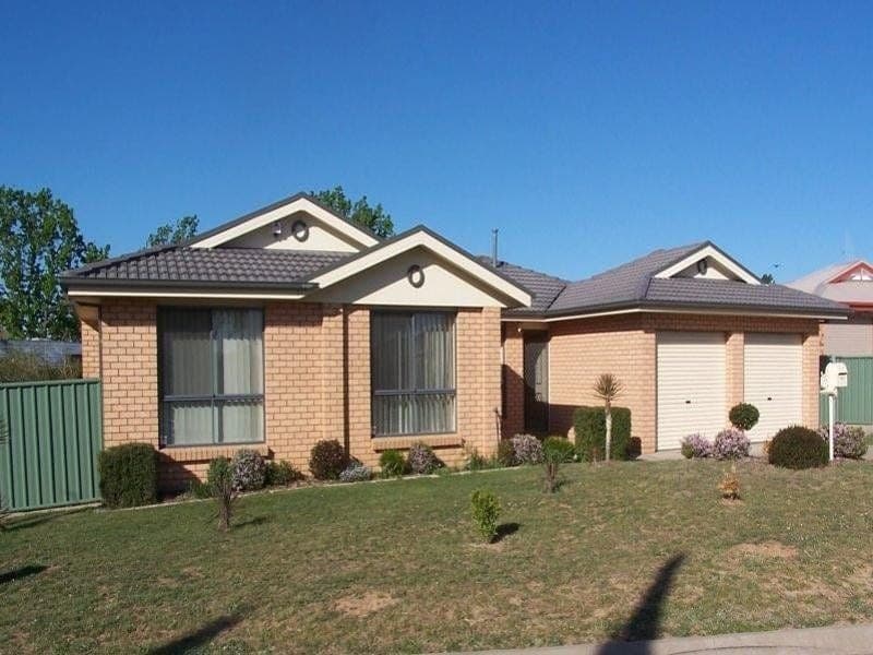 10 Marsden Place ORANGE NSW, Orange - Image 1