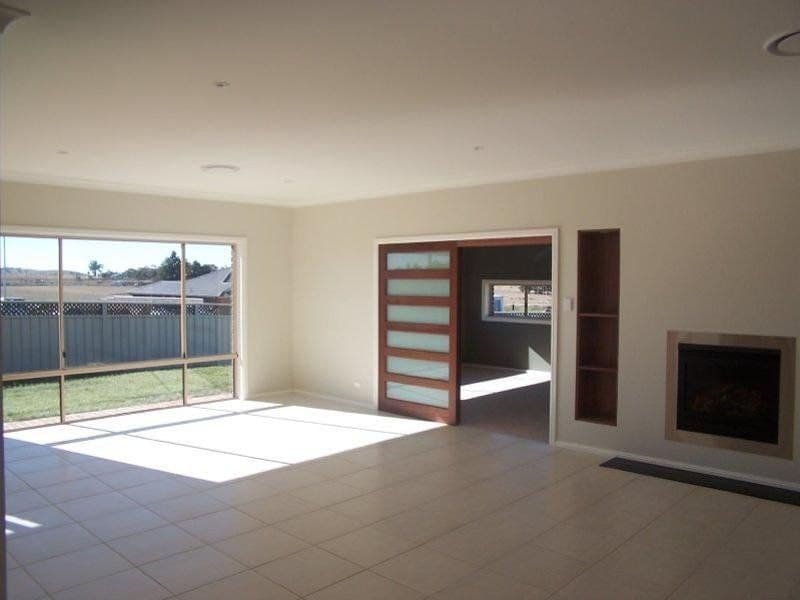 28 Diamond Drive ORANGE NSW, Orange - Thumbnail 5
