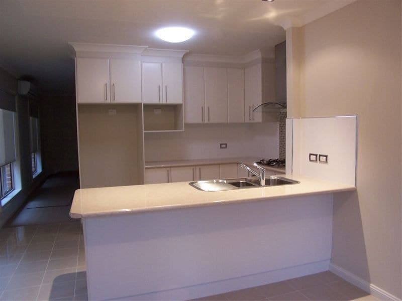 11 Warrigal Place ORANGE NSW, Orange - Thumbnail 4