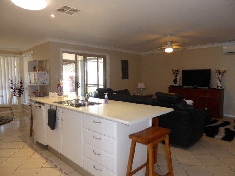 7 Kendor Place ORANGE NSW, Orange - Thumbnail 2