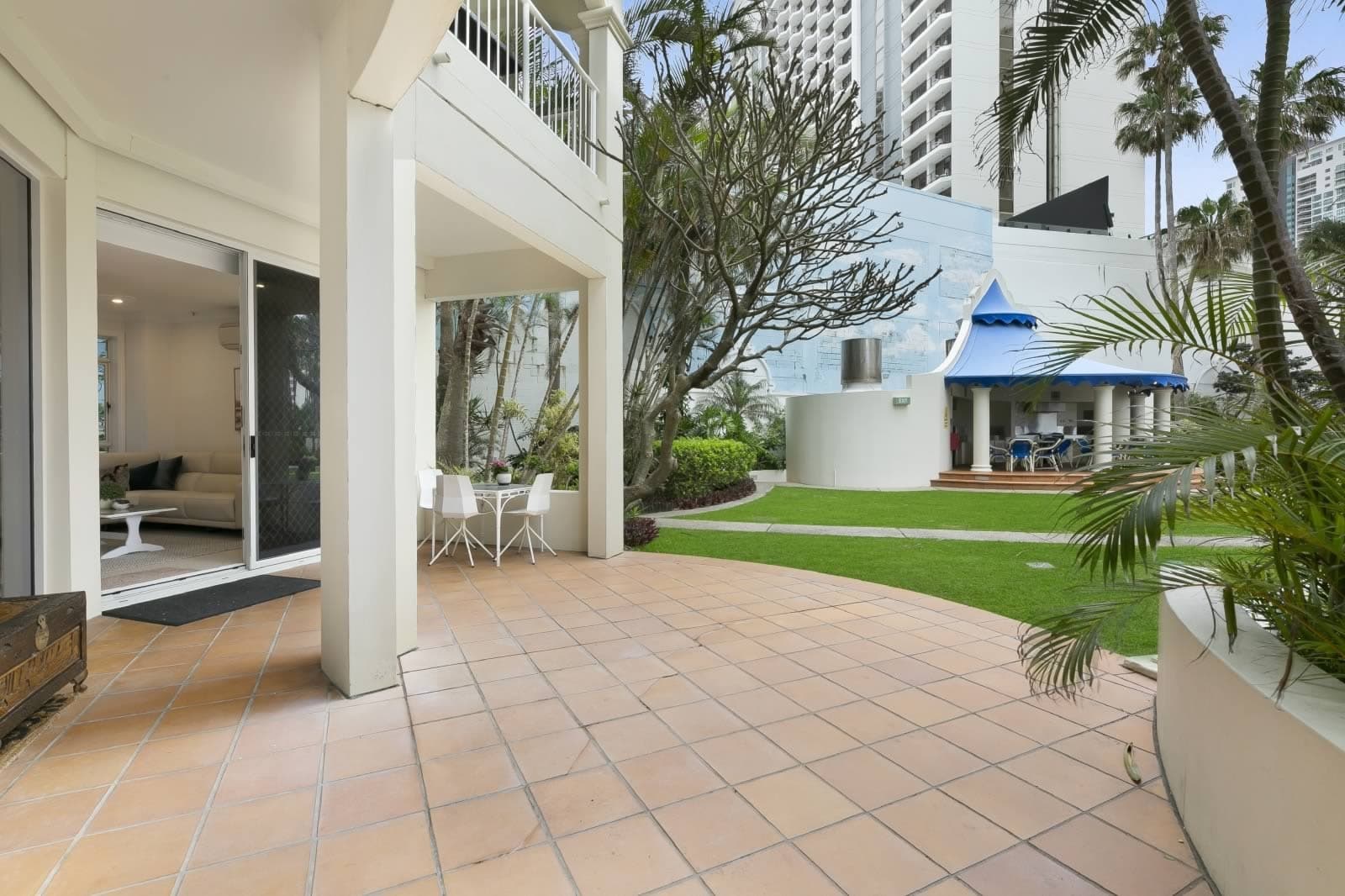 5/7-11 Elkhorn Avenue, Surfers Paradise, Surfers Paradise - Thumbnail 3