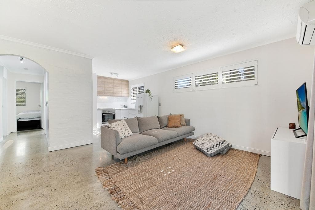 6/13 Breaker Street, Main Beach, Main Beach - Thumbnail 2
