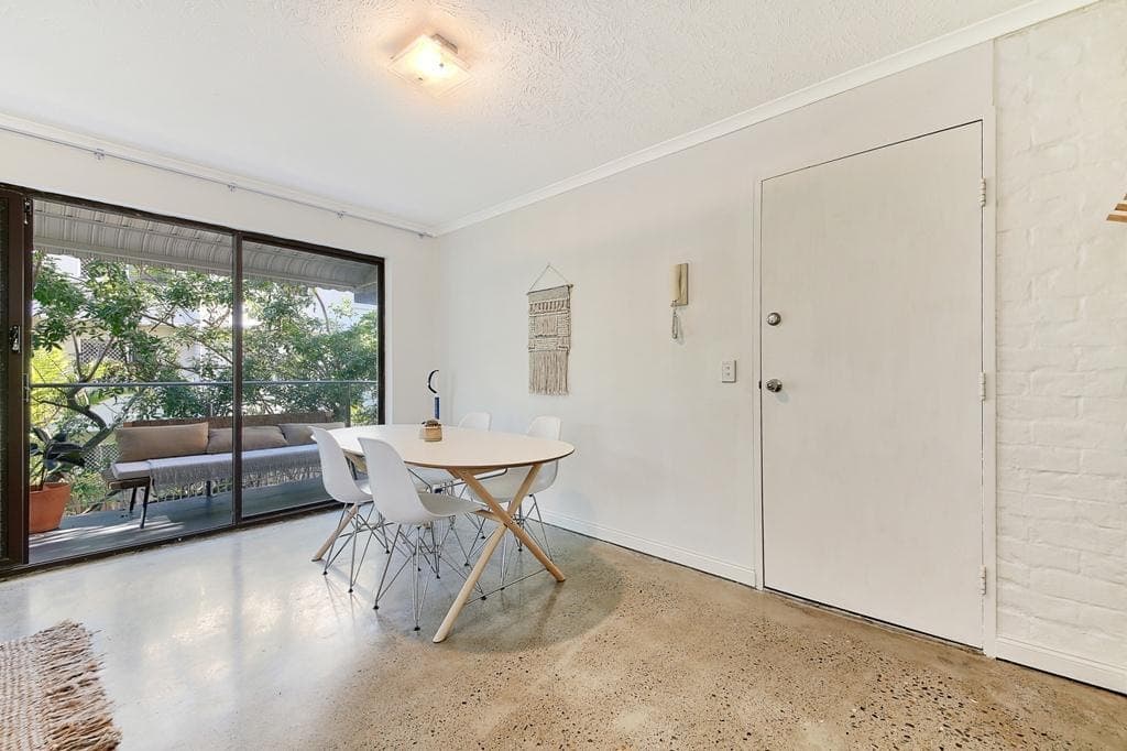 6/13 Breaker Street, Main Beach, Main Beach - Thumbnail 3