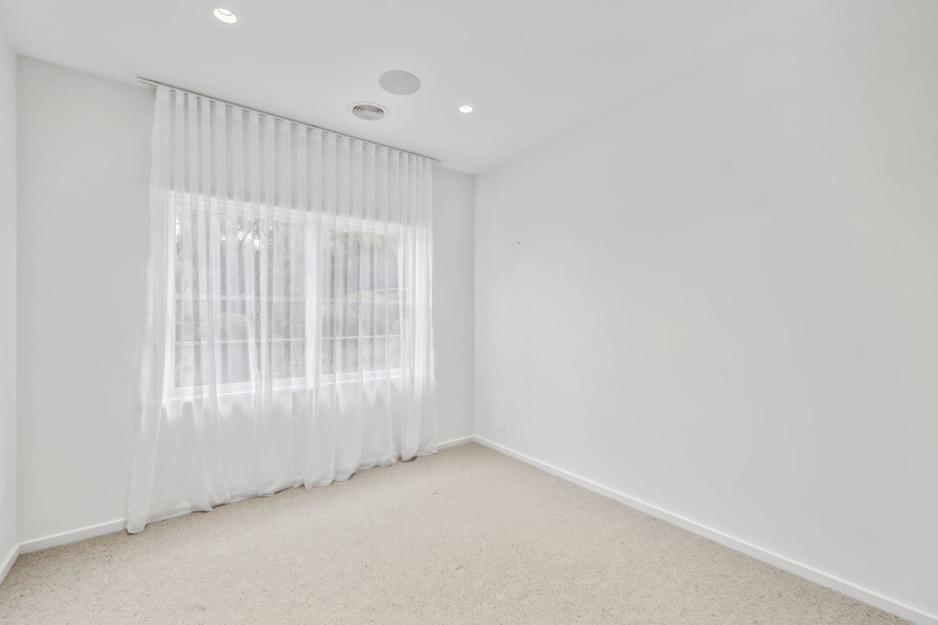 2 Neade Street Lorne VIC, Lorne - Thumbnail 3