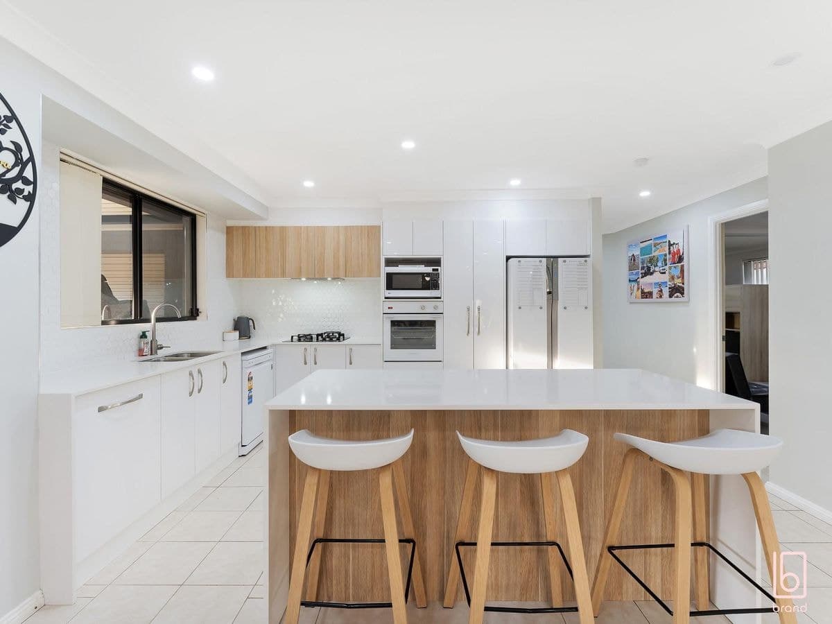 29 Greenhaven Circuit, WOONGARRAH, Woongarrah - Thumbnail 5