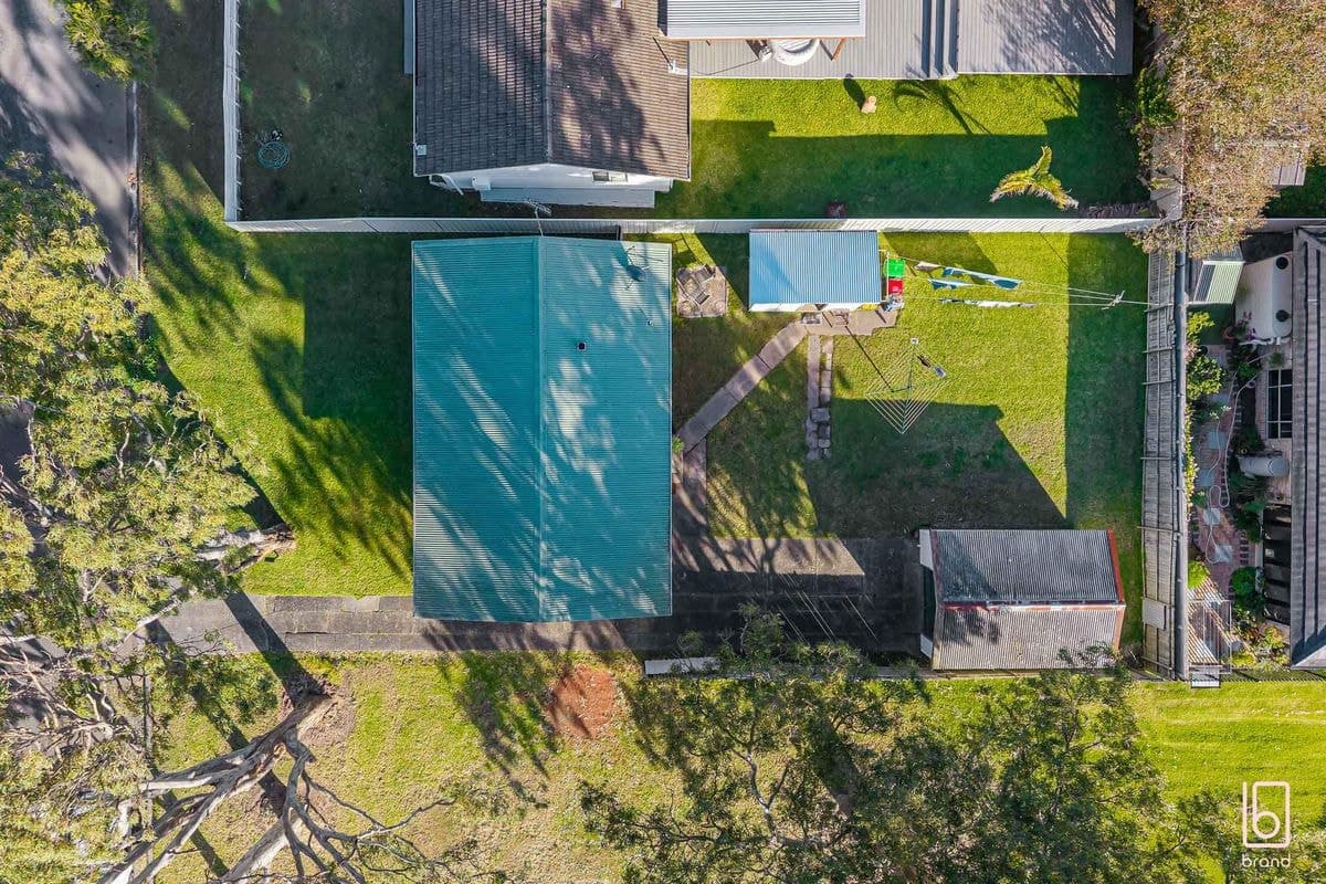 6 Brennon Road, GOROKAN, Gorokan - Image 1
