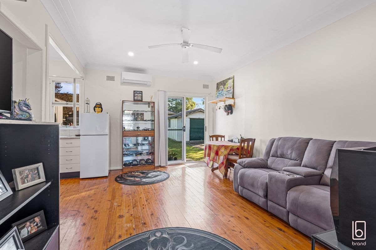 6 Brennon Road, GOROKAN, Gorokan - Thumbnail 4