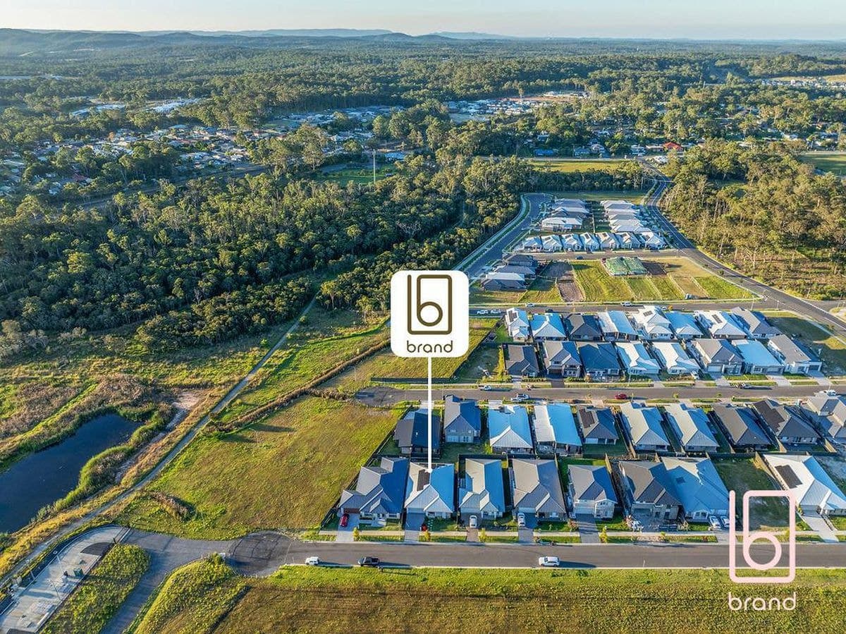 19 Blackbird Avenue, WARNERVALE, Warnervale - Image 1