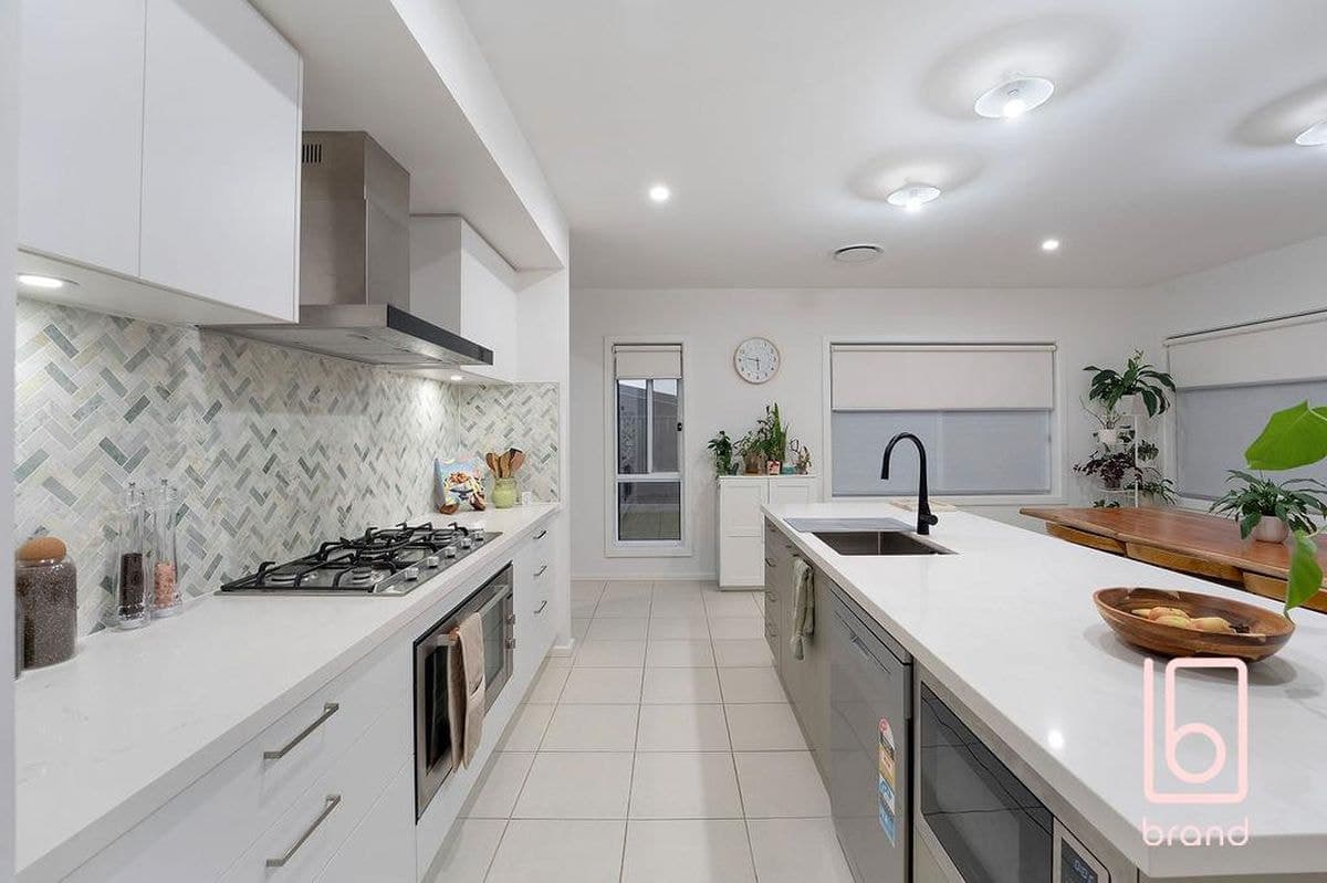 19 Blackbird Avenue, WARNERVALE, Warnervale - Thumbnail 6