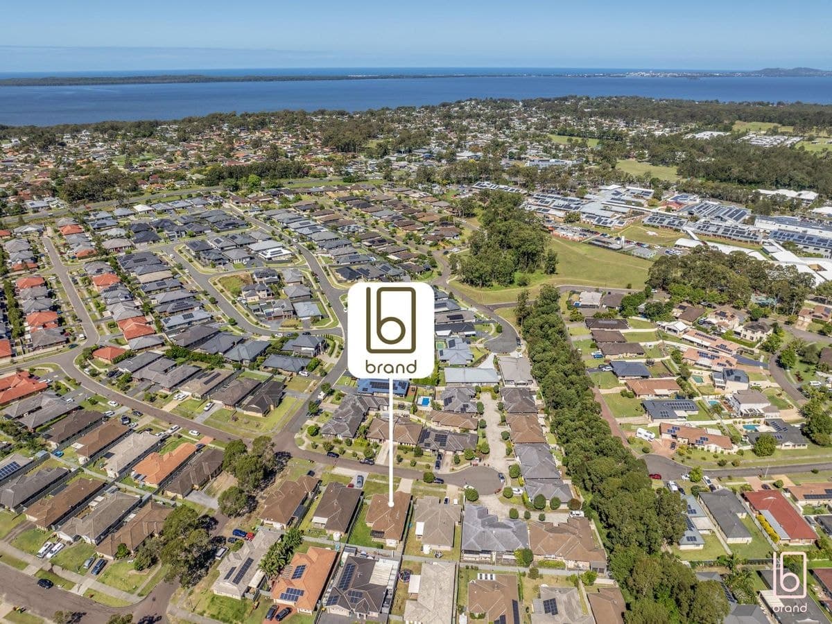 5 Dahlia Avenue, HAMLYN TERRACE, Hamlyn Terrace - Image 1
