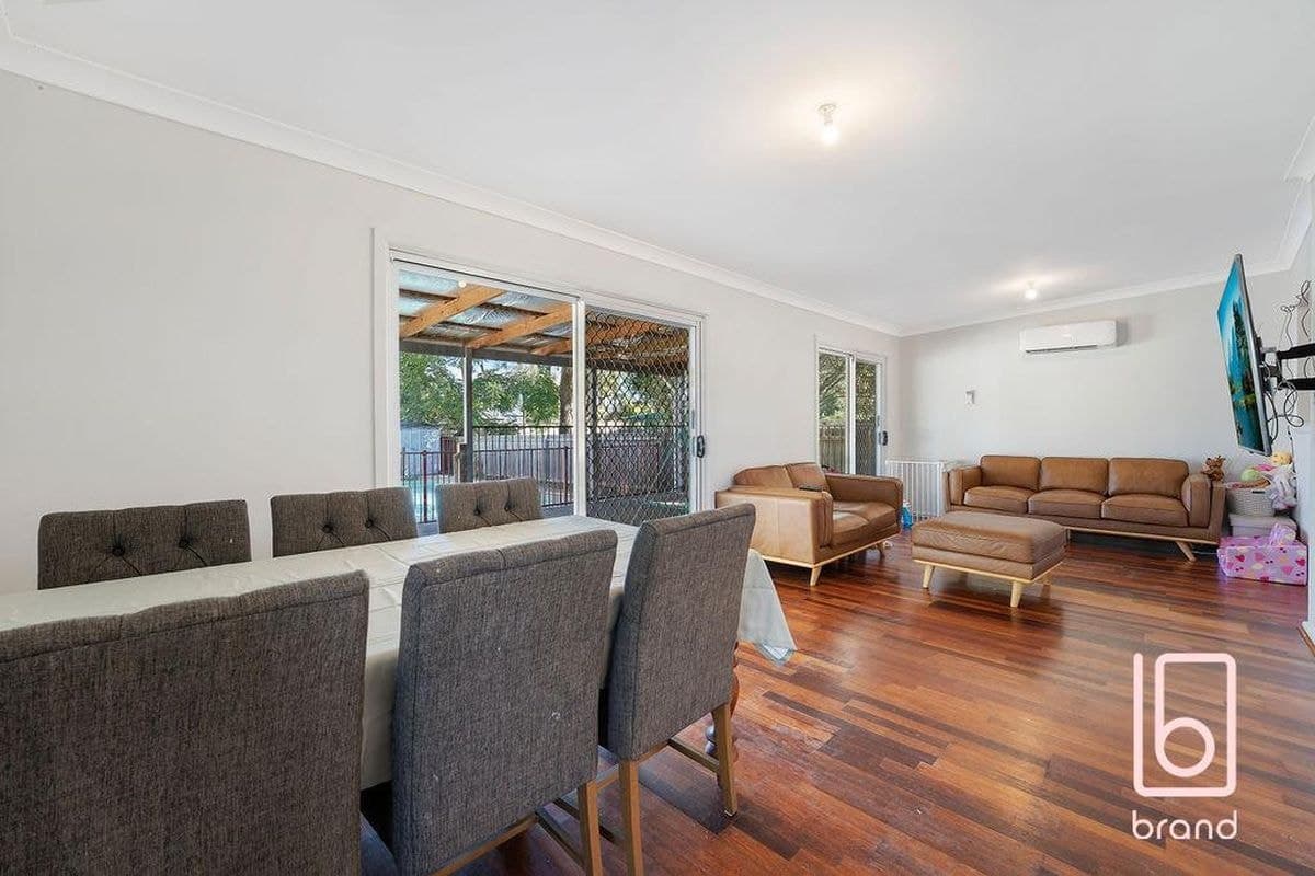 10 Coraldeen Avenue, GOROKAN, Gorokan - Thumbnail 7