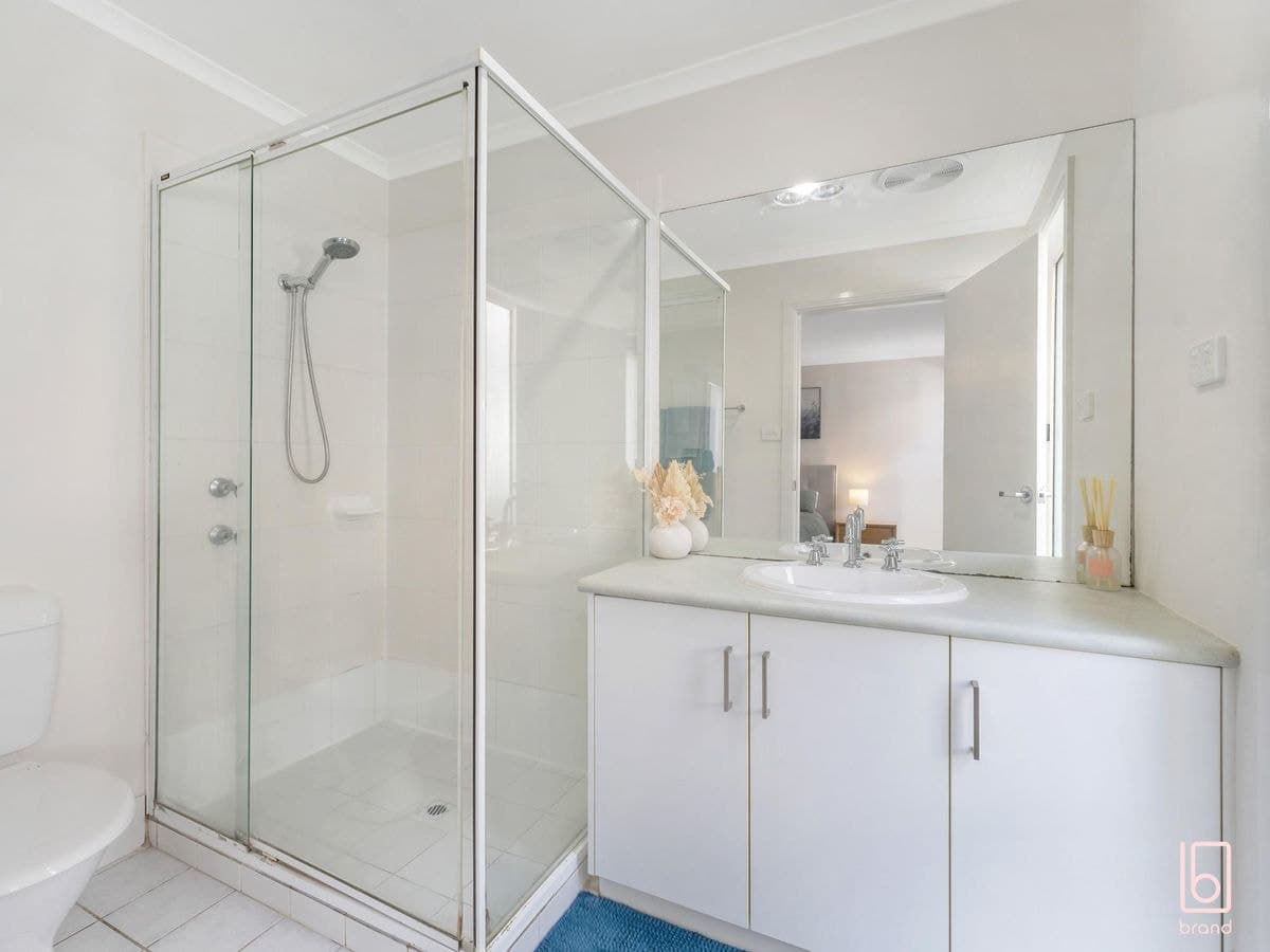 19 Bayberry Avenue, WOONGARRAH, Woongarrah - Image 1