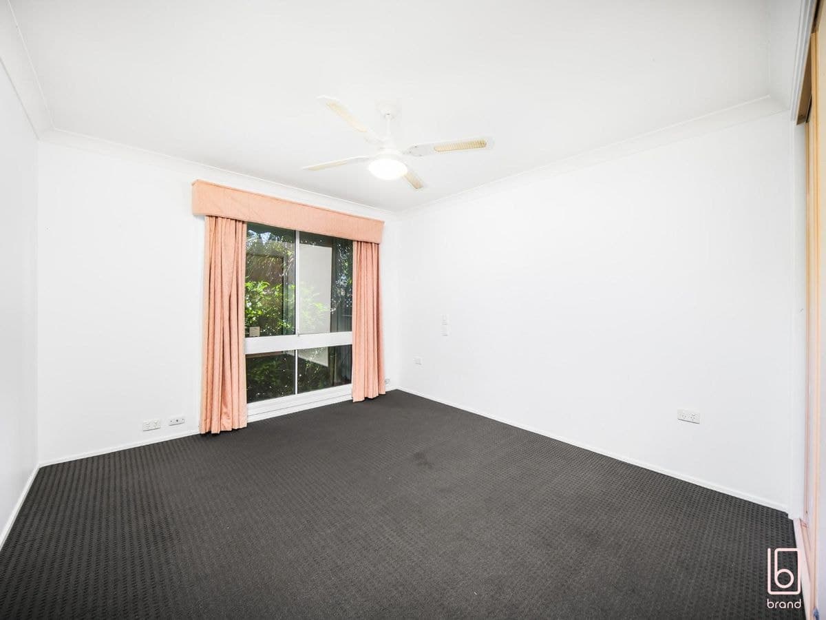 2 Pine Court, BLUE HAVEN, Blue Haven - Thumbnail 8
