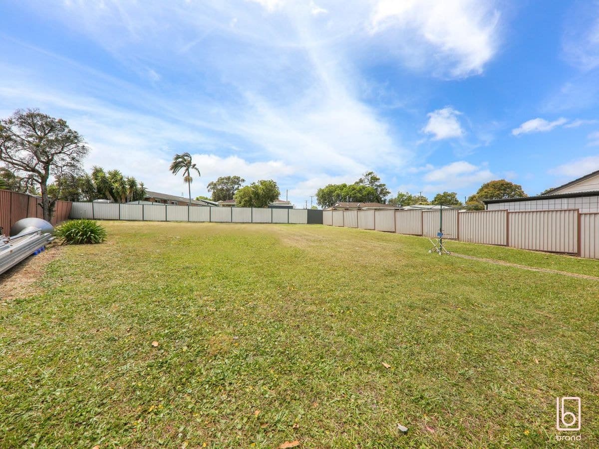 69 Kawana Avenue, BLUE HAVEN, Blue Haven - Thumbnail 8