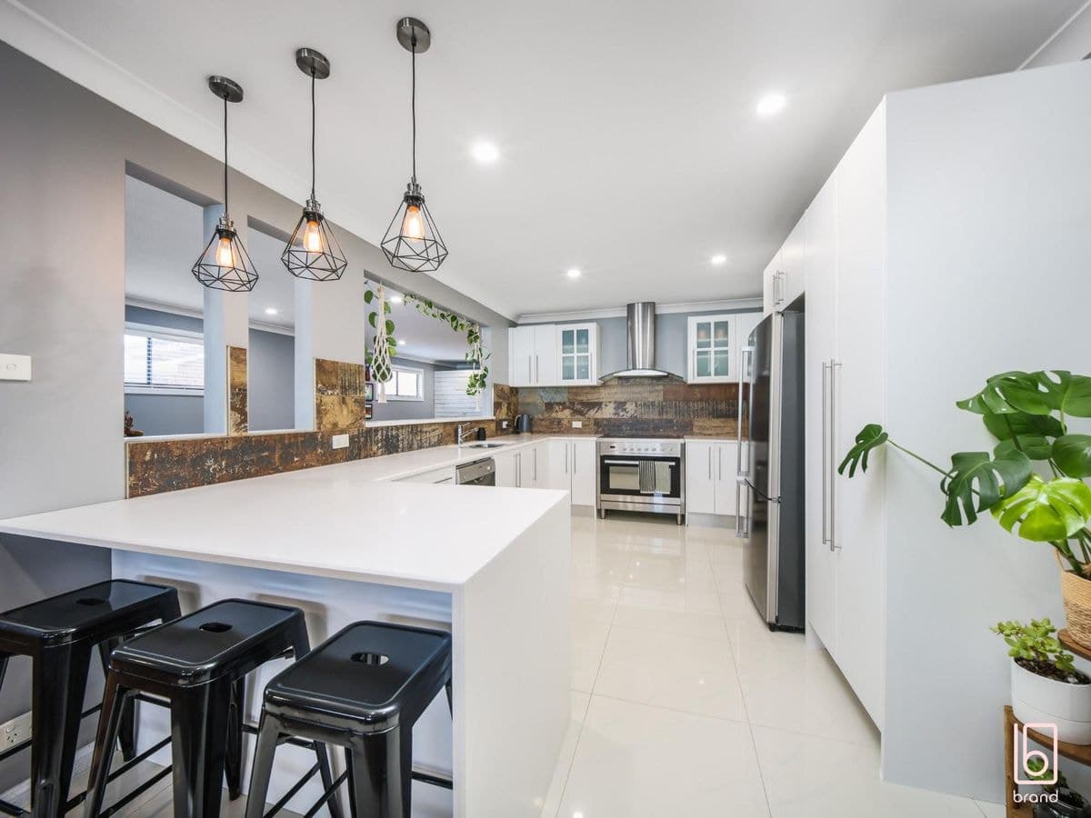 2A Pandora Parade, NORAVILLE, Noraville - Thumbnail 8