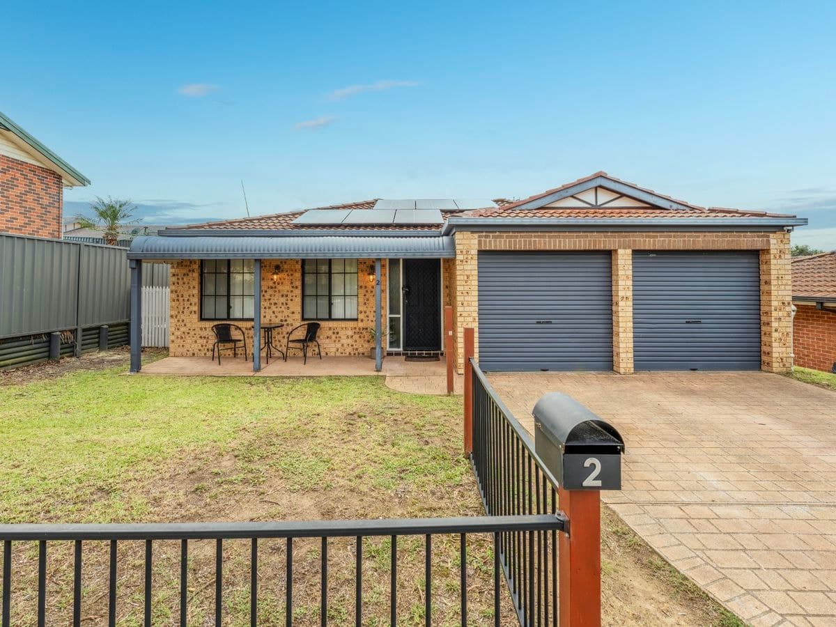 2 St Lawrence Avenue, BLUE HAVEN, Blue Haven - Thumbnail 3