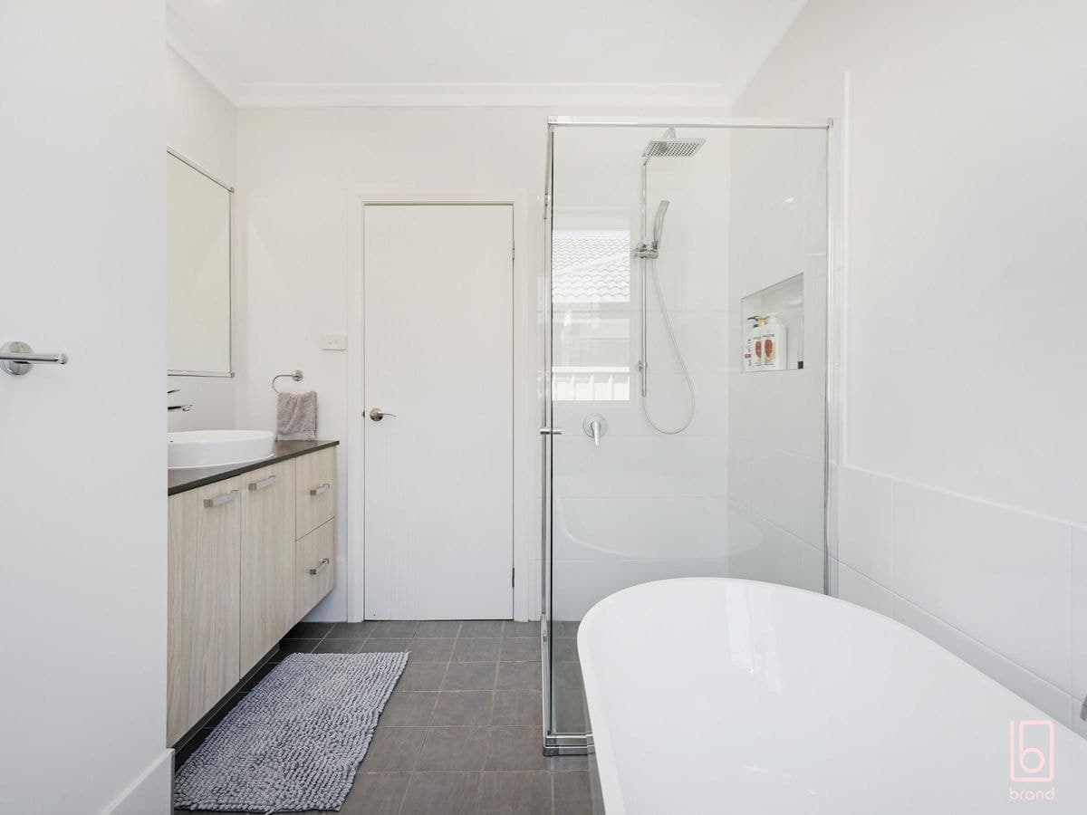 18 Eleanor Close, HAMLYN TERRACE, Hamlyn Terrace - Thumbnail 8