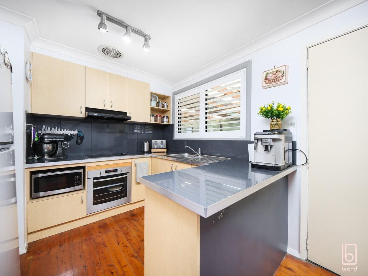 20 Campbell Parade, MANNERING PARK, Mannering Park - Thumbnail 6