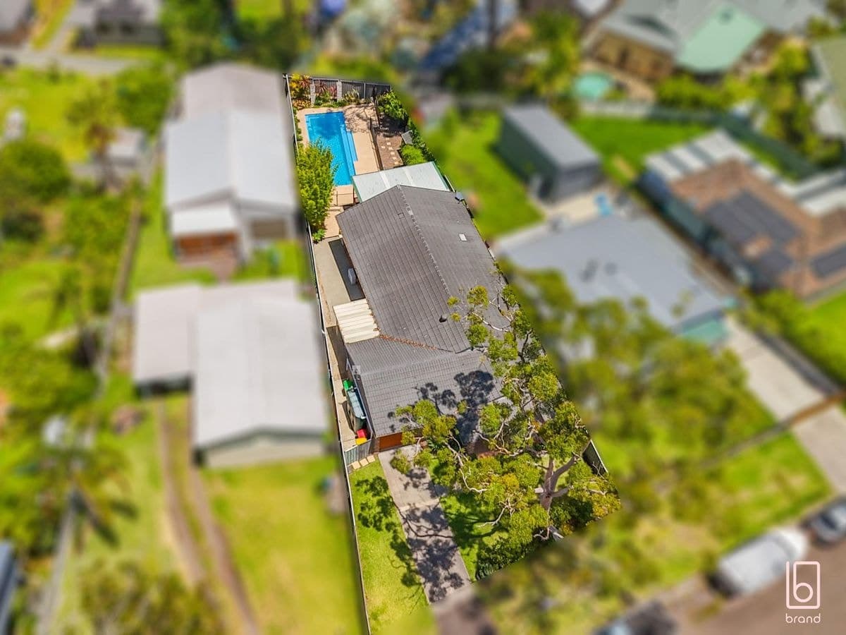 17 Turner Close, BLUE HAVEN, Blue Haven - Image 1
