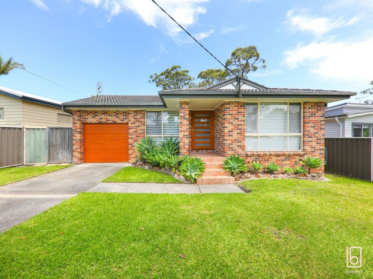 17 Turner Close, BLUE HAVEN, Blue Haven - Thumbnail 4
