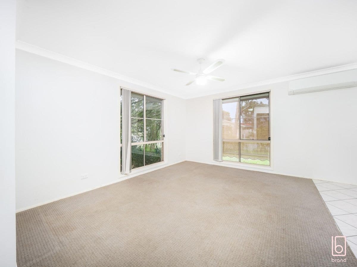 28 Wongala Avenue, BLUE HAVEN, Blue Haven - Thumbnail 5