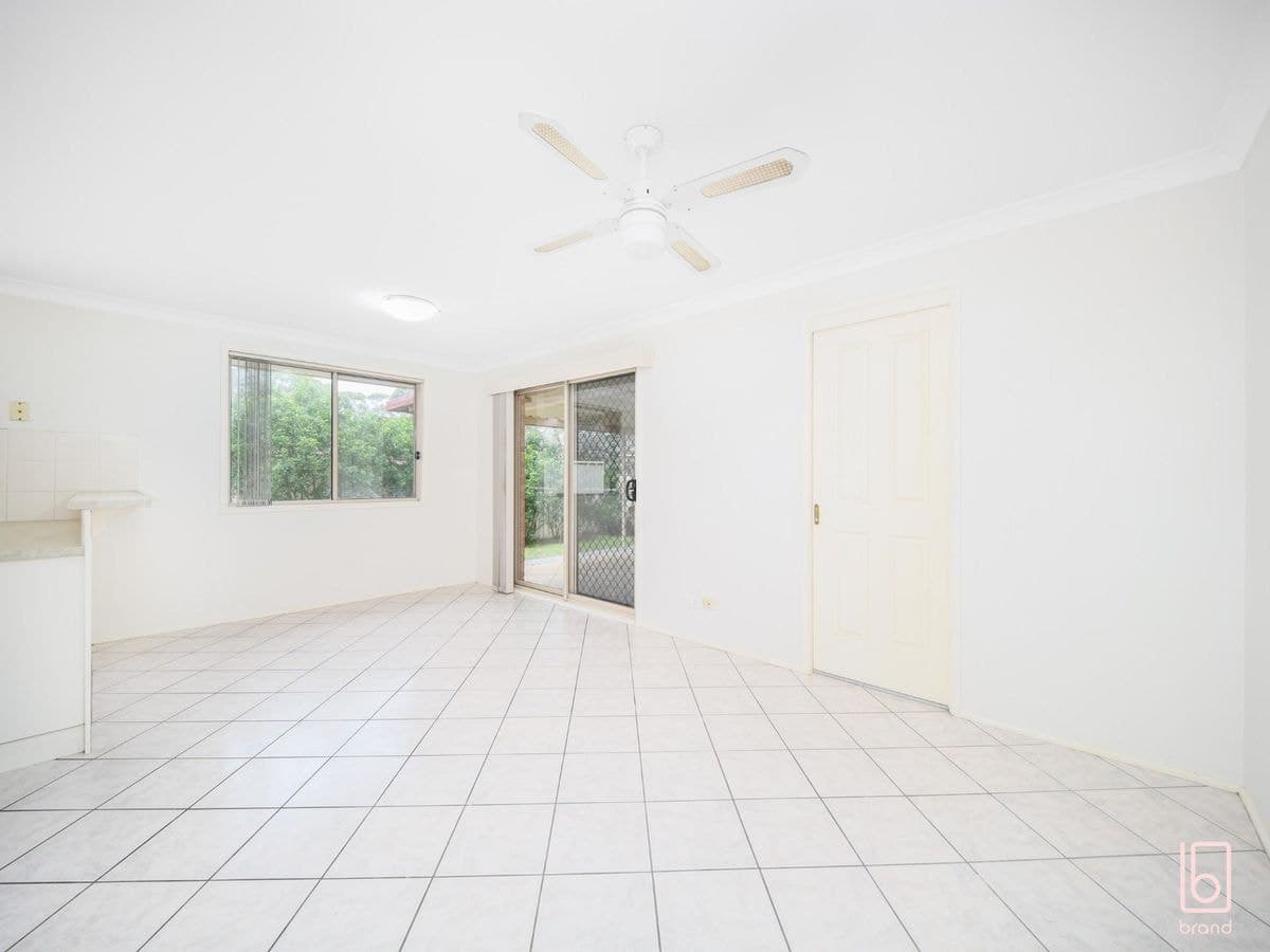 28 Wongala Avenue, BLUE HAVEN, Blue Haven - Thumbnail 7