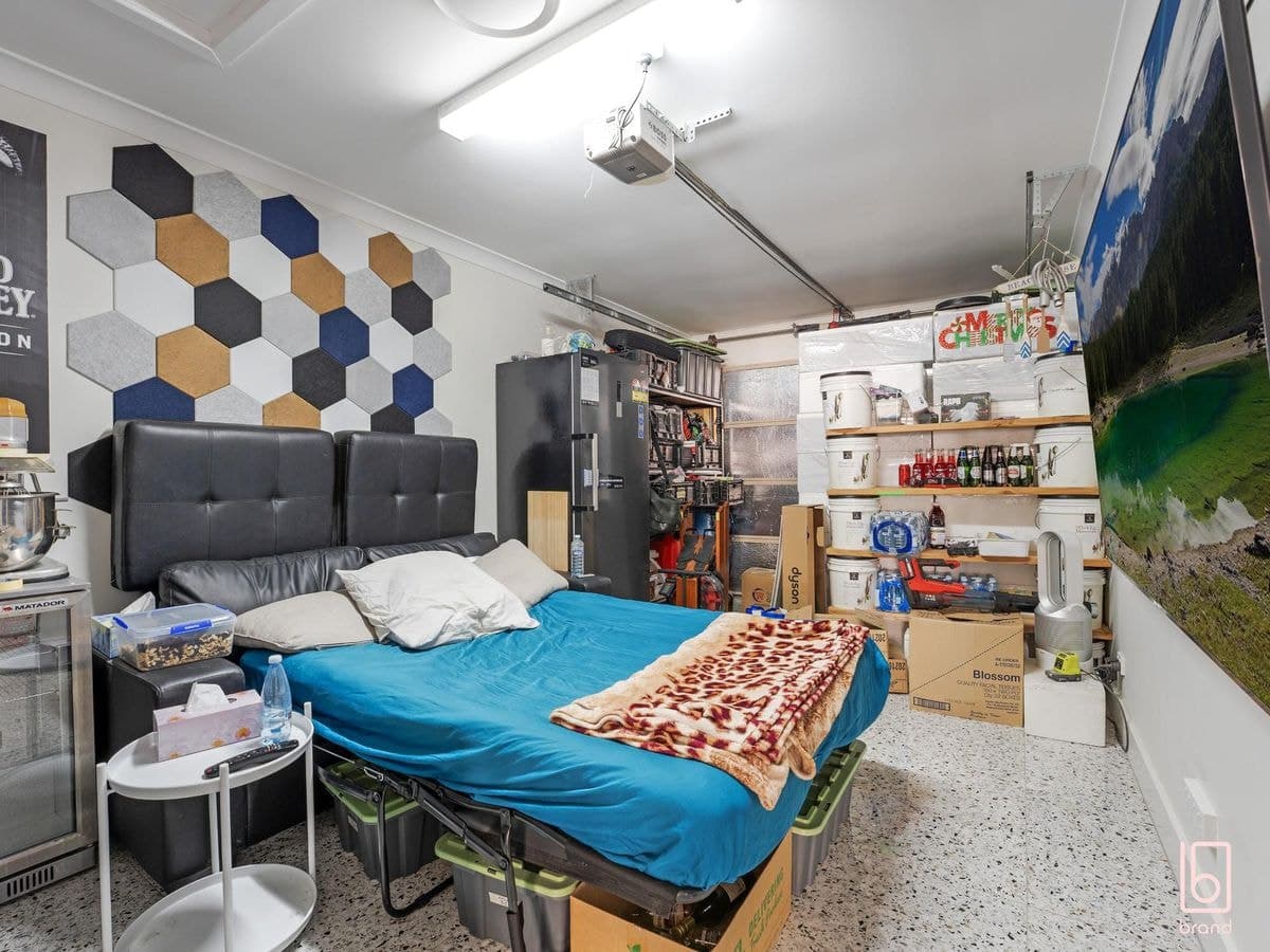 2 / 29 Dahlia Avenue, HAMLYN TERRACE, Hamlyn Terrace - Image 1