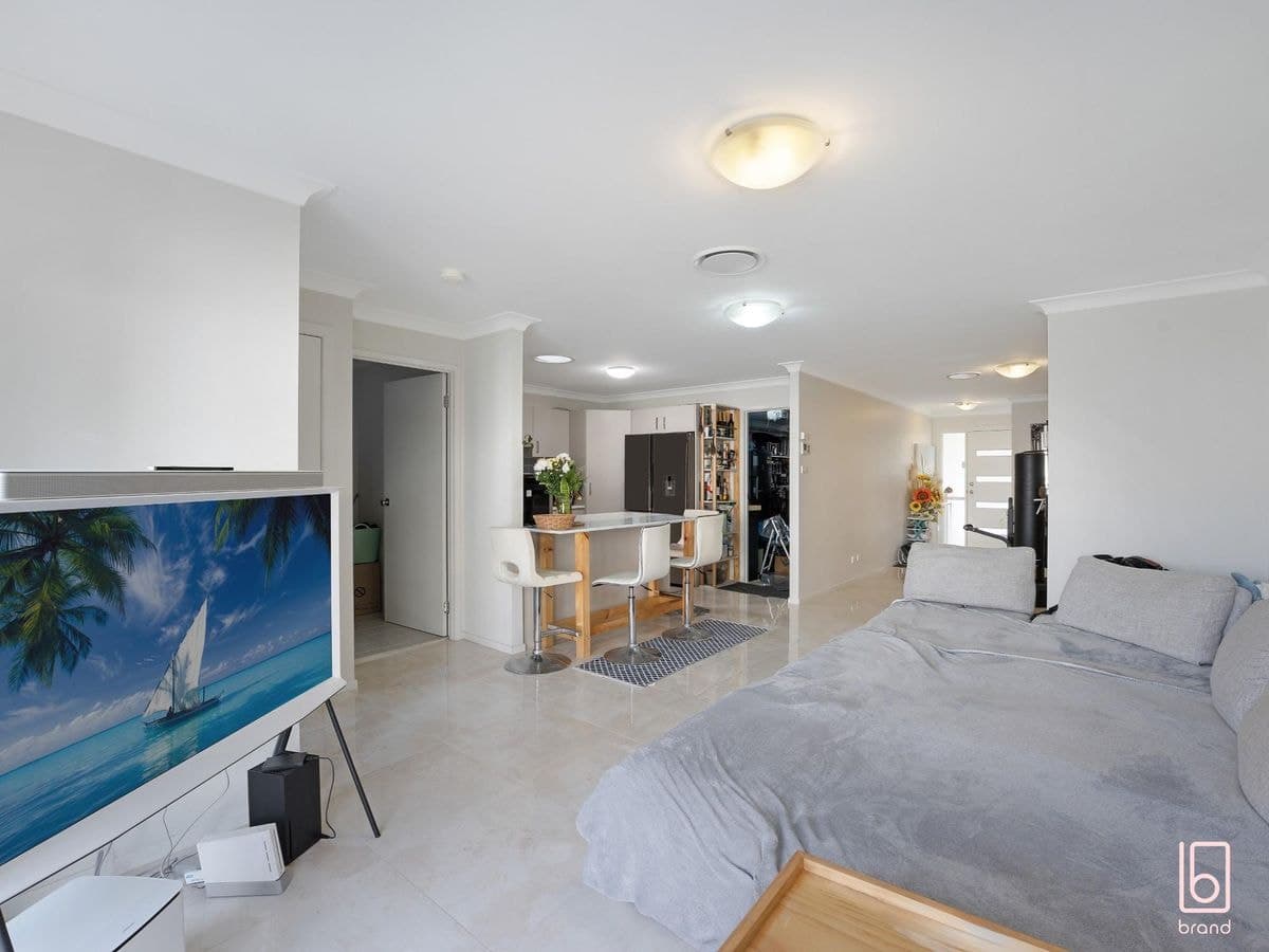 2 / 29 Dahlia Avenue, HAMLYN TERRACE, Hamlyn Terrace - Thumbnail 7