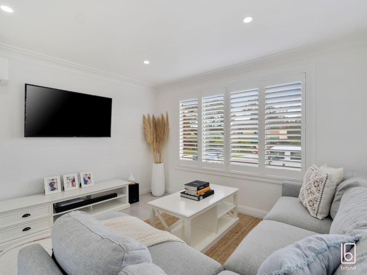 19 Phyllis Avenue, KANWAL, Kanwal - Thumbnail 5