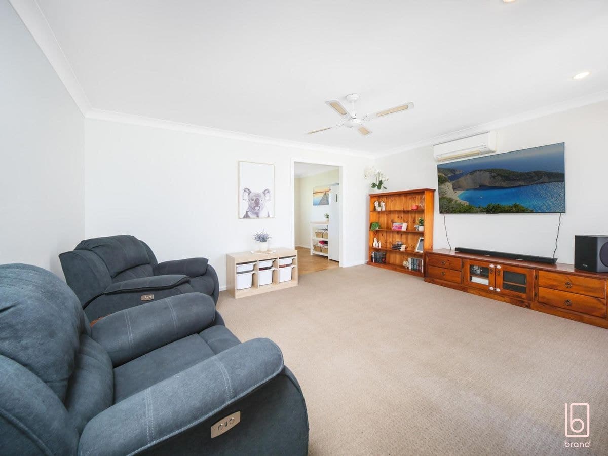 53 Danbury Avenue, GOROKAN, Gorokan - Thumbnail 4