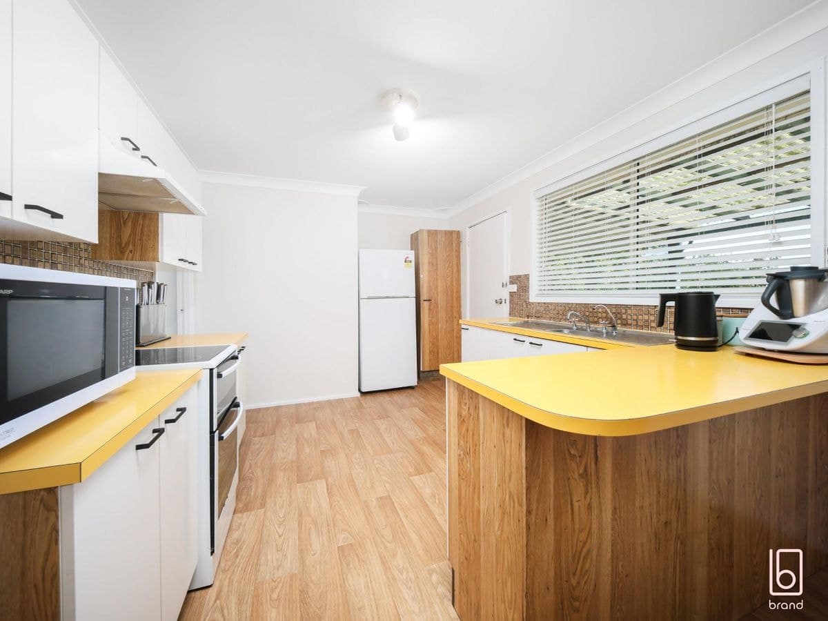 53 Danbury Avenue, GOROKAN, Gorokan - Thumbnail 5