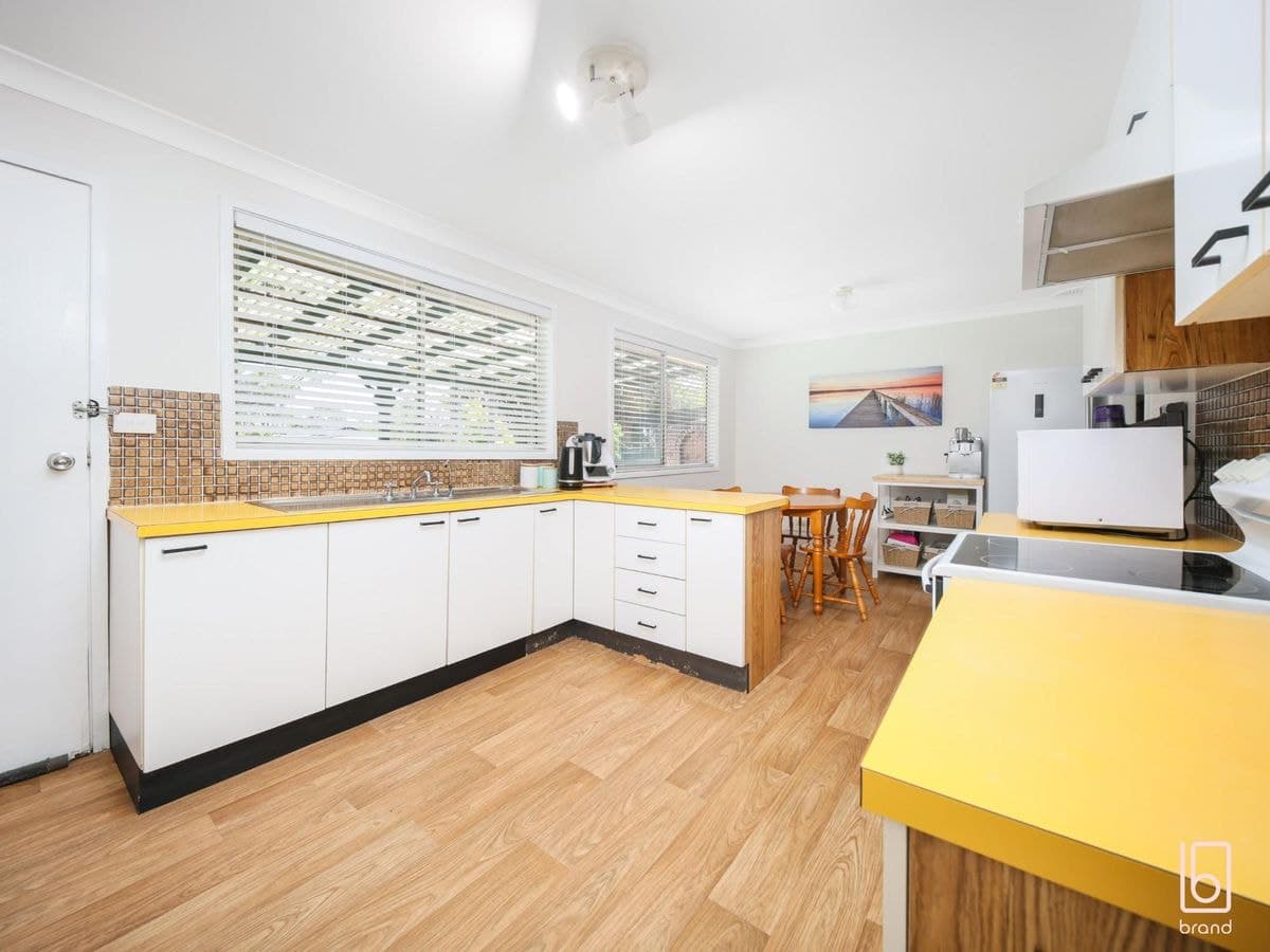 53 Danbury Avenue, GOROKAN, Gorokan - Thumbnail 6