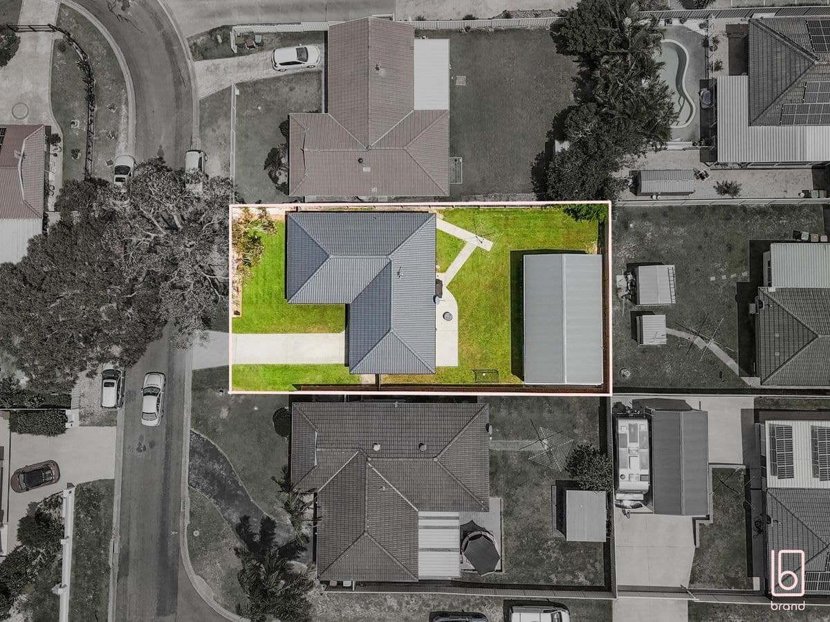60 Rosella Circuit, BLUE HAVEN, Blue Haven - Image 1