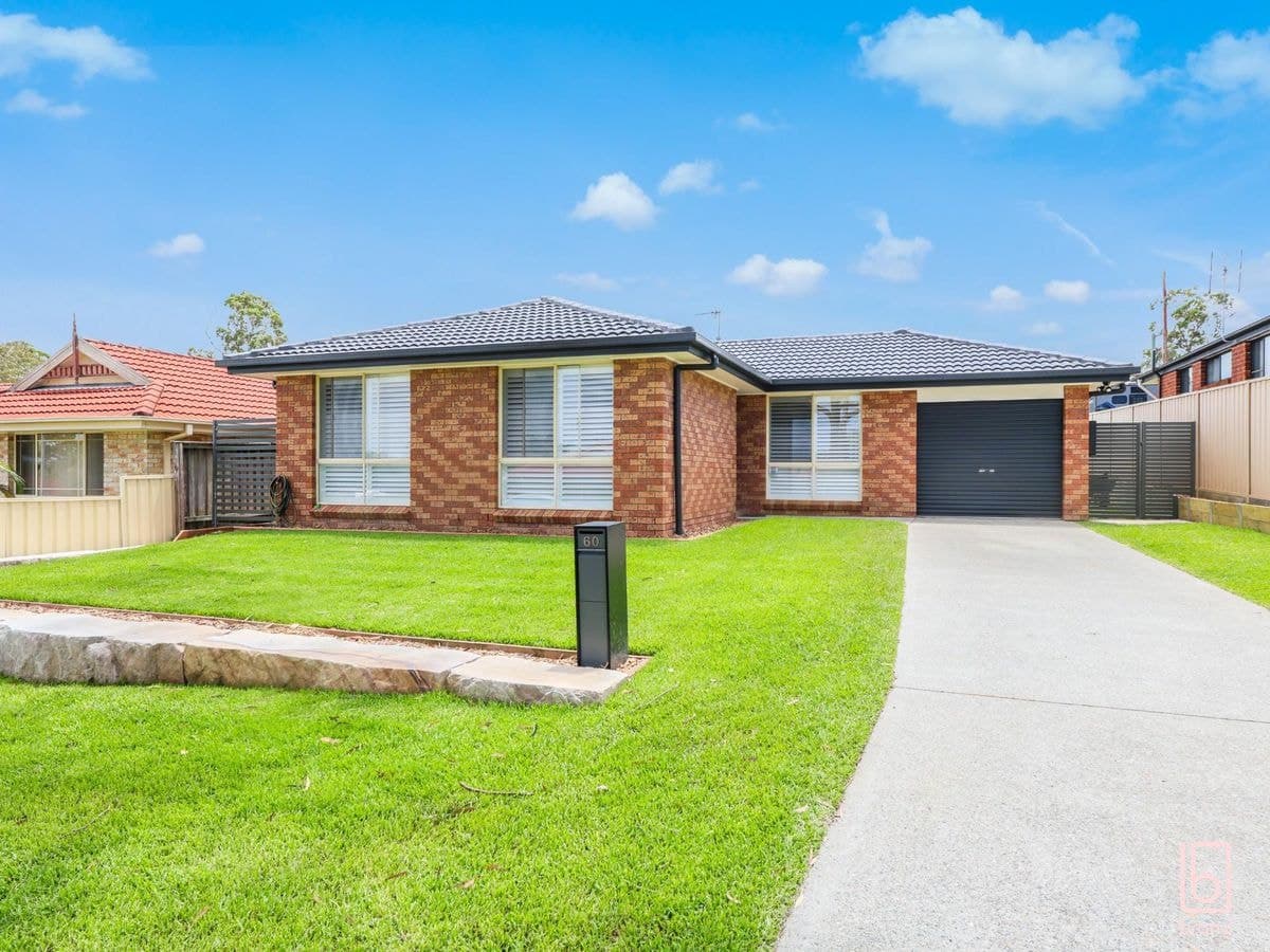 60 Rosella Circuit, BLUE HAVEN, Blue Haven - Thumbnail 3