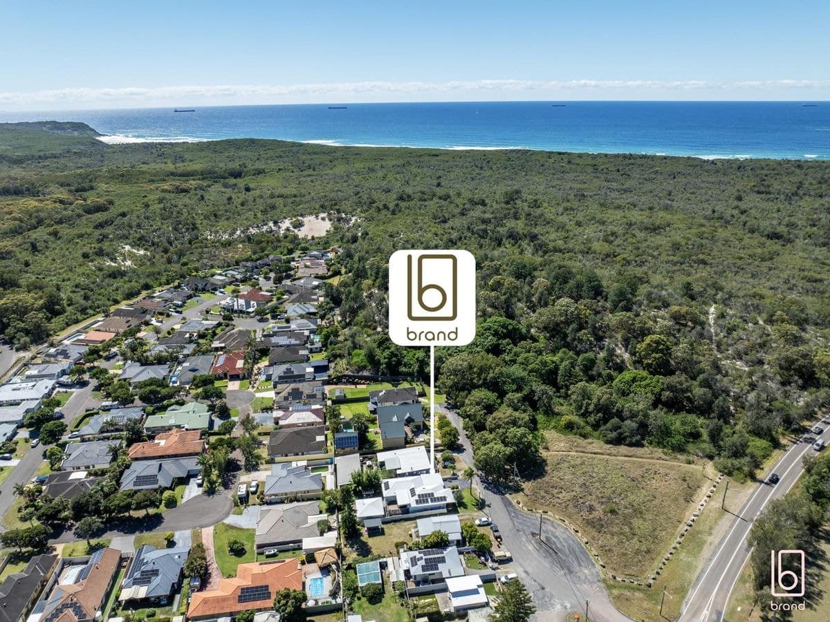 5 Leslie Avenue, LAKE MUNMORAH, Lake Munmorah - Thumbnail 4