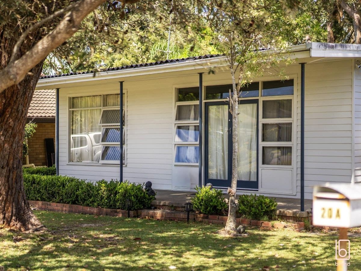 20 & 20a Banksia Street, CANTON BEACH, Canton Beach - Thumbnail 2