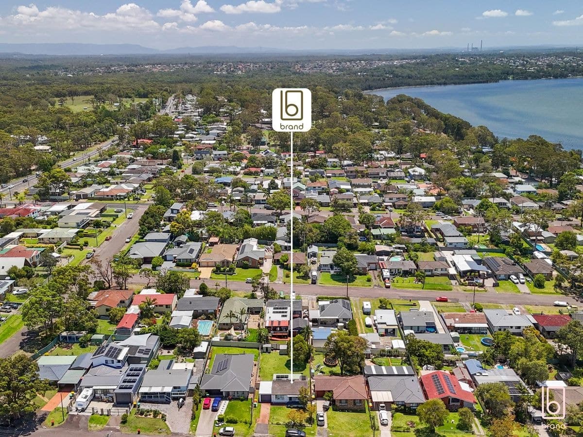 37 Carinya Street, CHARMHAVEN, Charmhaven - Image 1