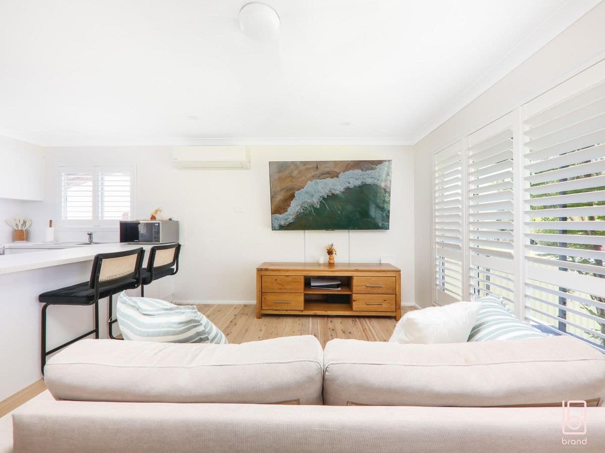 37 Carinya Street, CHARMHAVEN, Charmhaven - Thumbnail 4