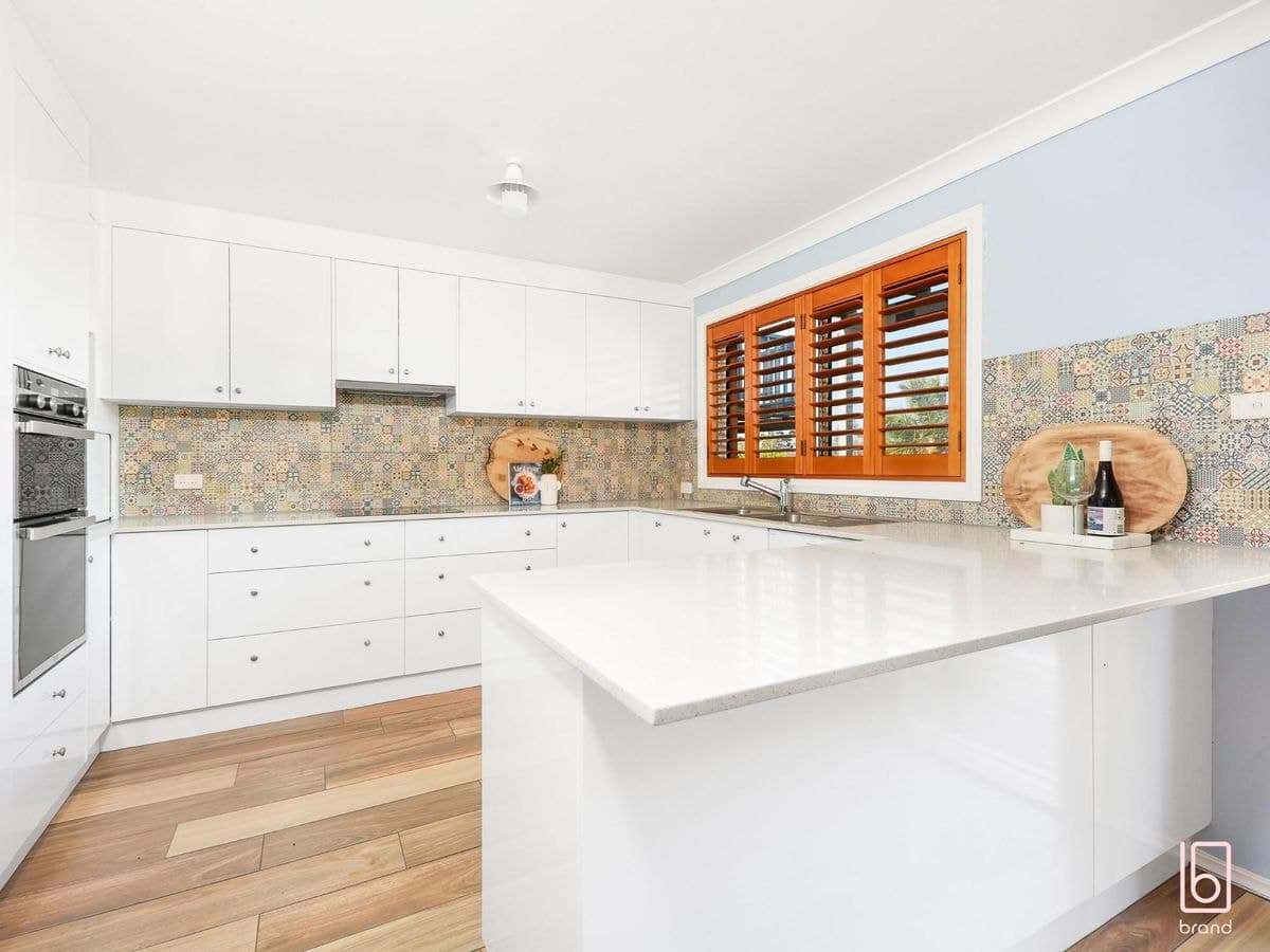 690A The Entrance Road, WAMBERAL, Wamberal - Thumbnail 6