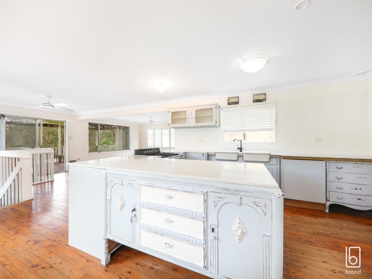 12 McKellar Boulevard, BLUE HAVEN, Blue Haven - Thumbnail 8
