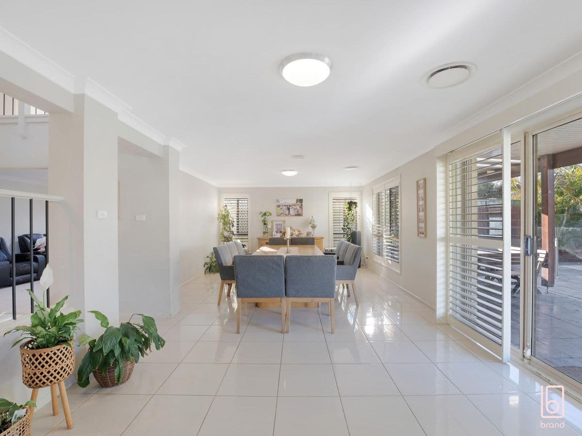 4 Wirruna Street, WOONGARRAH, Woongarrah - Thumbnail 6
