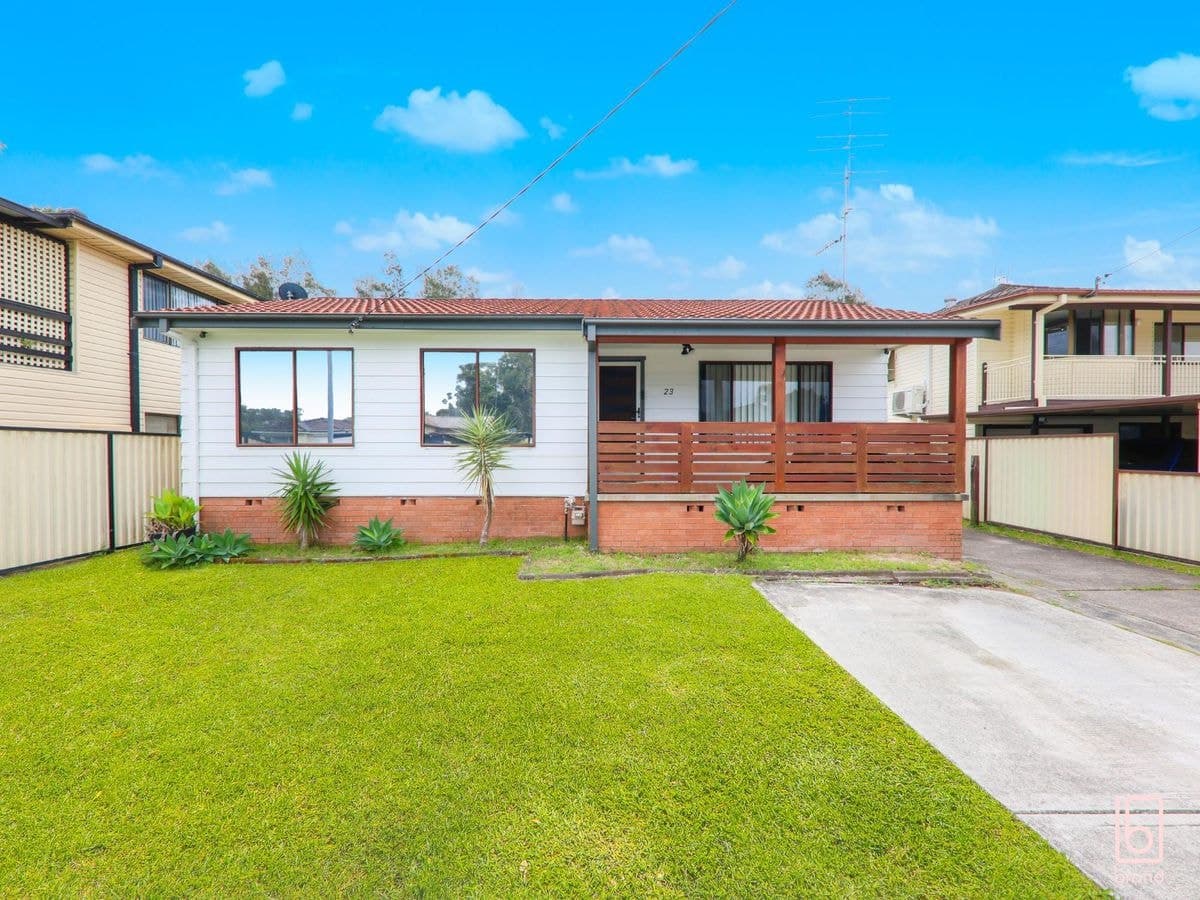 23 Allambee Crescent, BLUE HAVEN, Blue Haven - Image 1