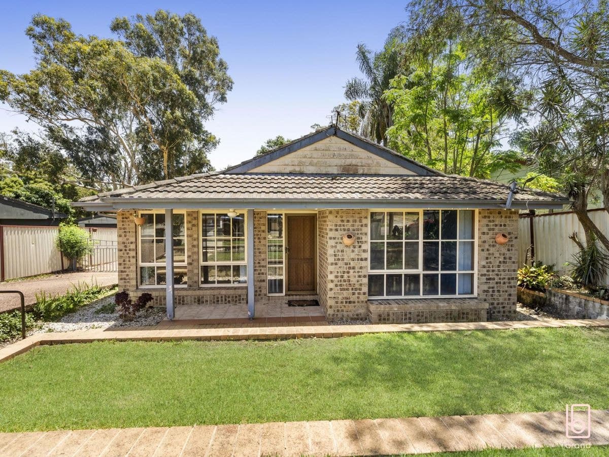 18 Catherine Street, MANNERING PARK, Mannering Park - Thumbnail 3