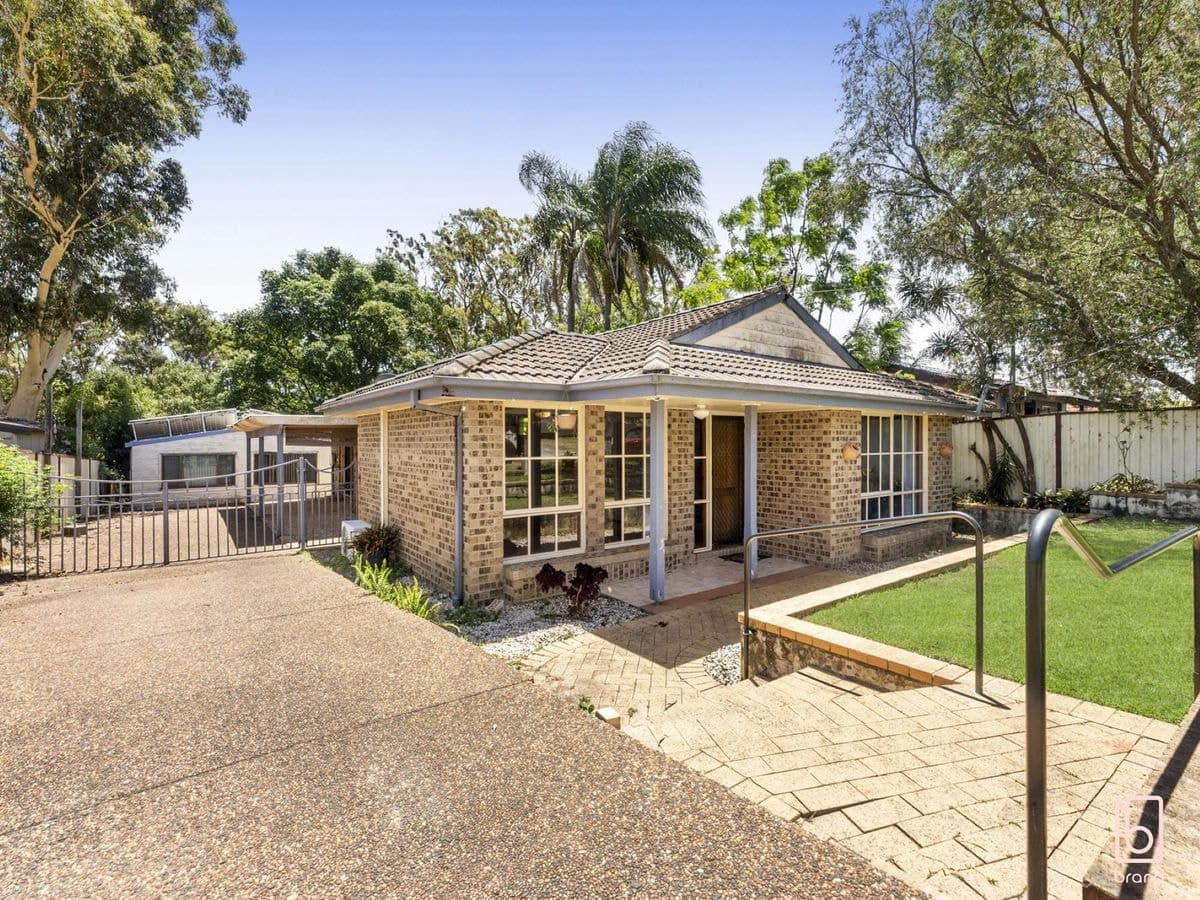 18 Catherine Street, MANNERING PARK, Mannering Park - Thumbnail 4