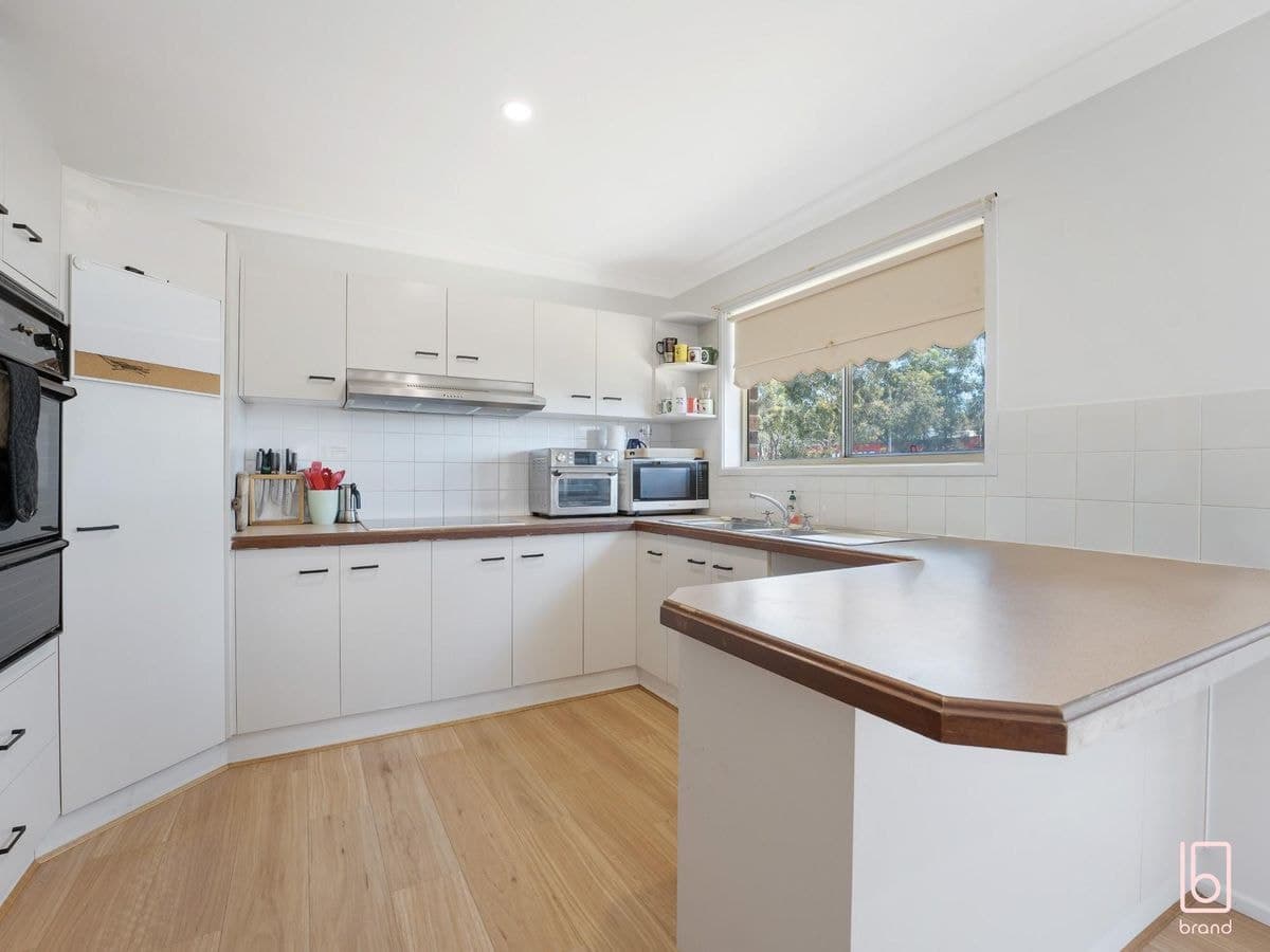 38 Twin Lakes Drive, LAKE HAVEN, Lake Haven - Thumbnail 7