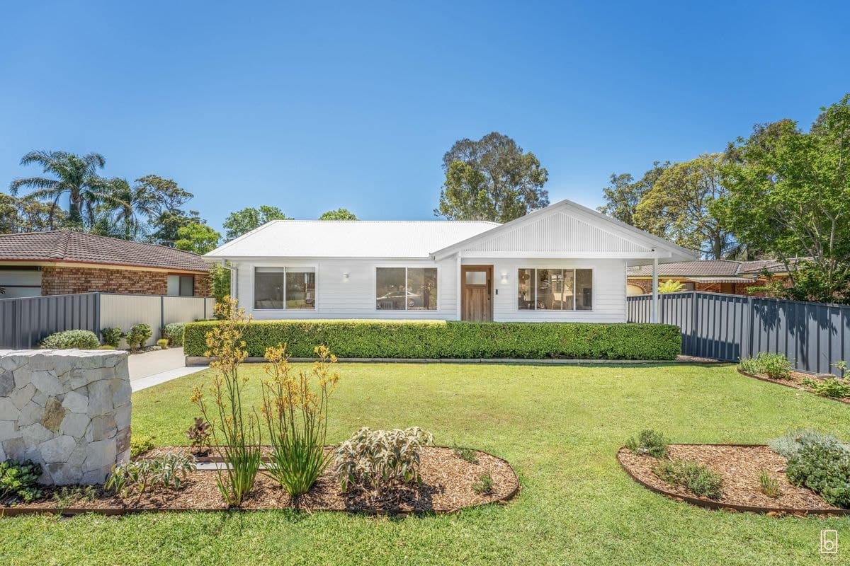 8 Nicholson Crescent, TOUKLEY, Toukley - Thumbnail 2